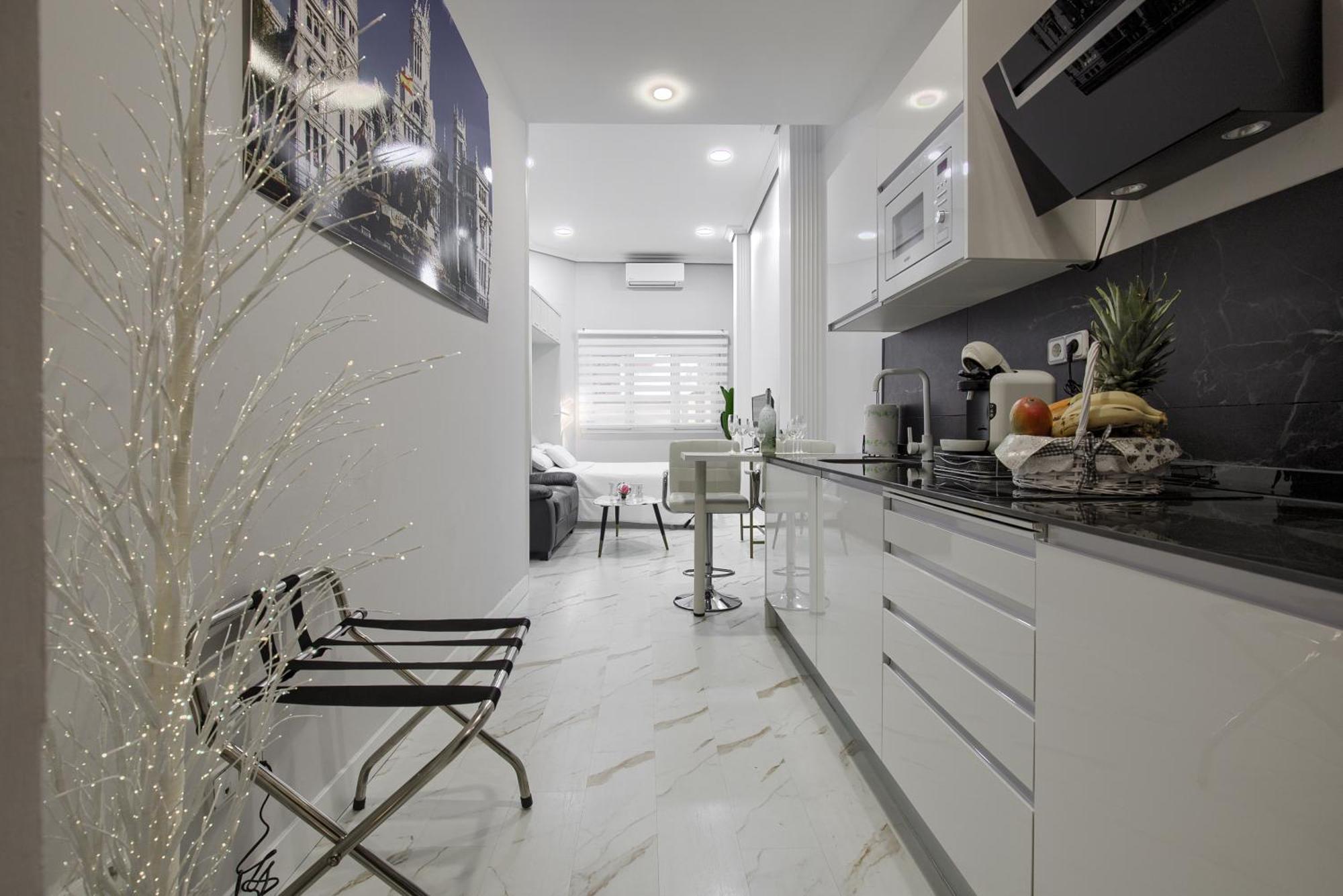 Lovely Apartment In Gran Via Madrid Eksteriør billede